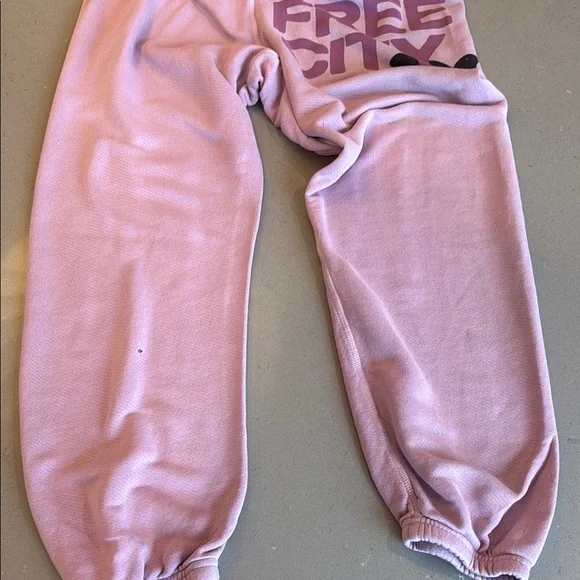 Freecity Sweatpants Size XS - Picture 5 of 5